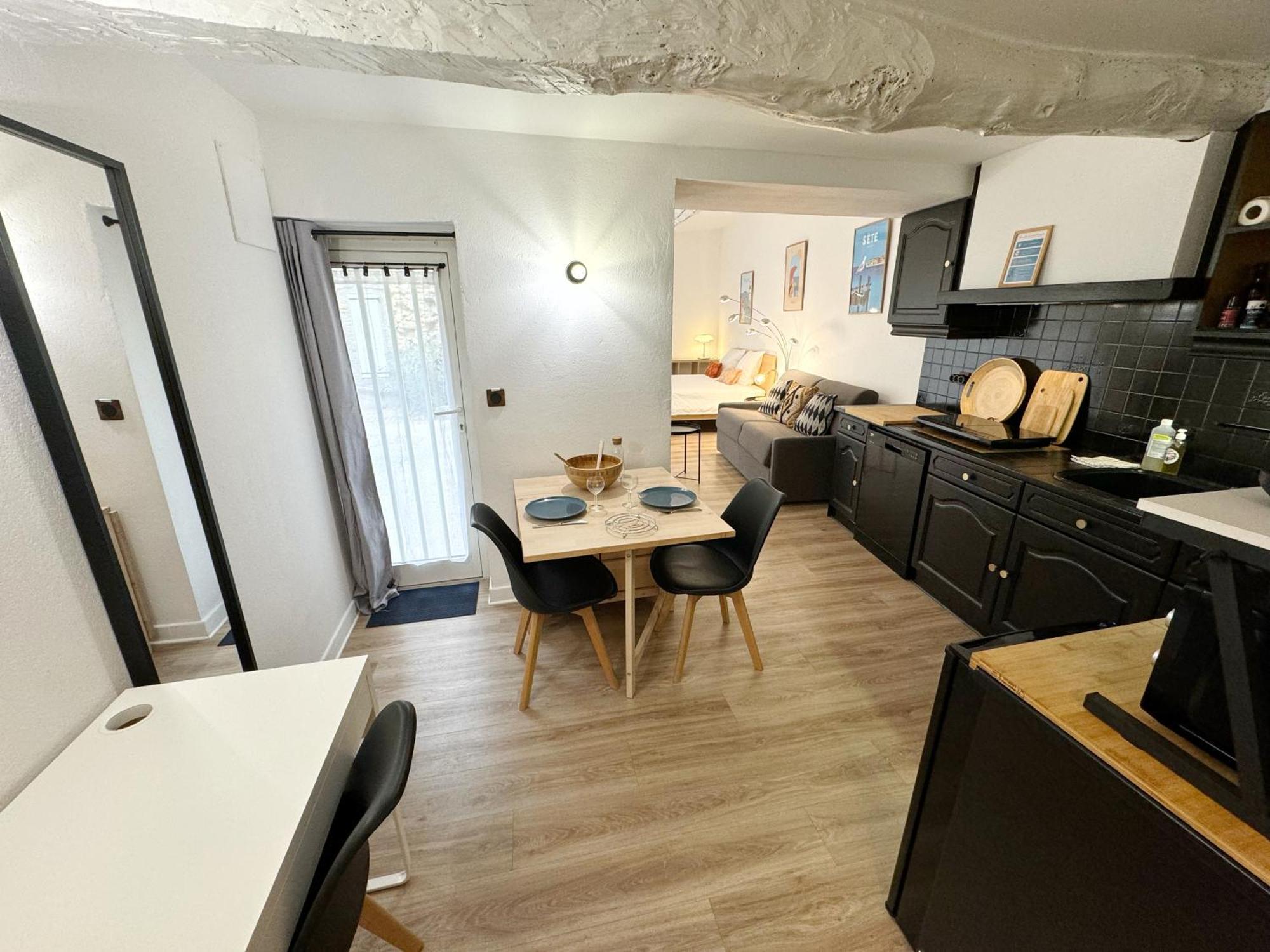 Charmant Studio Climatise A 200M De La Plage Mèze Exteriér fotografie